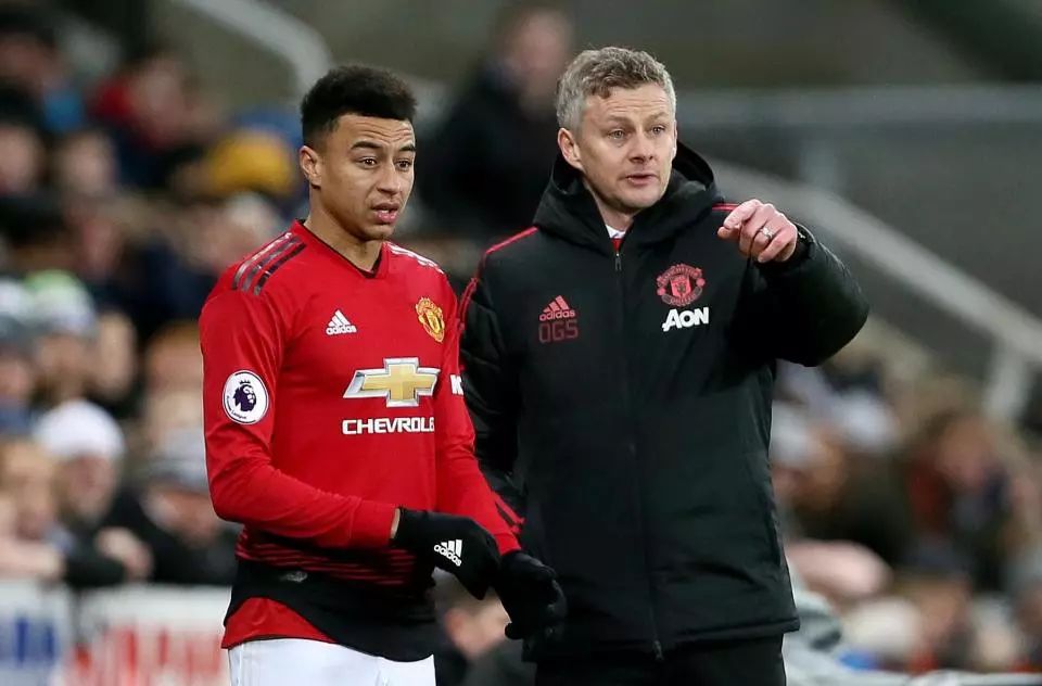 作为后盾 作为后盾