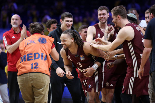 曼城在瓜迪 曼城在瓜迪